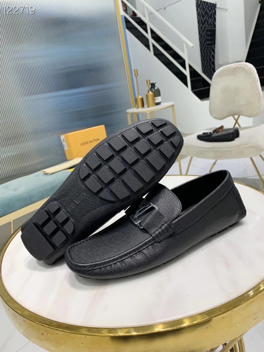 z2184888865443 2a9ff5cda7a8daefc9d2cf55948c586c 1 - Gi&agrave;y nam Louis Vuitton si&ecirc;u cấp MSSC1453