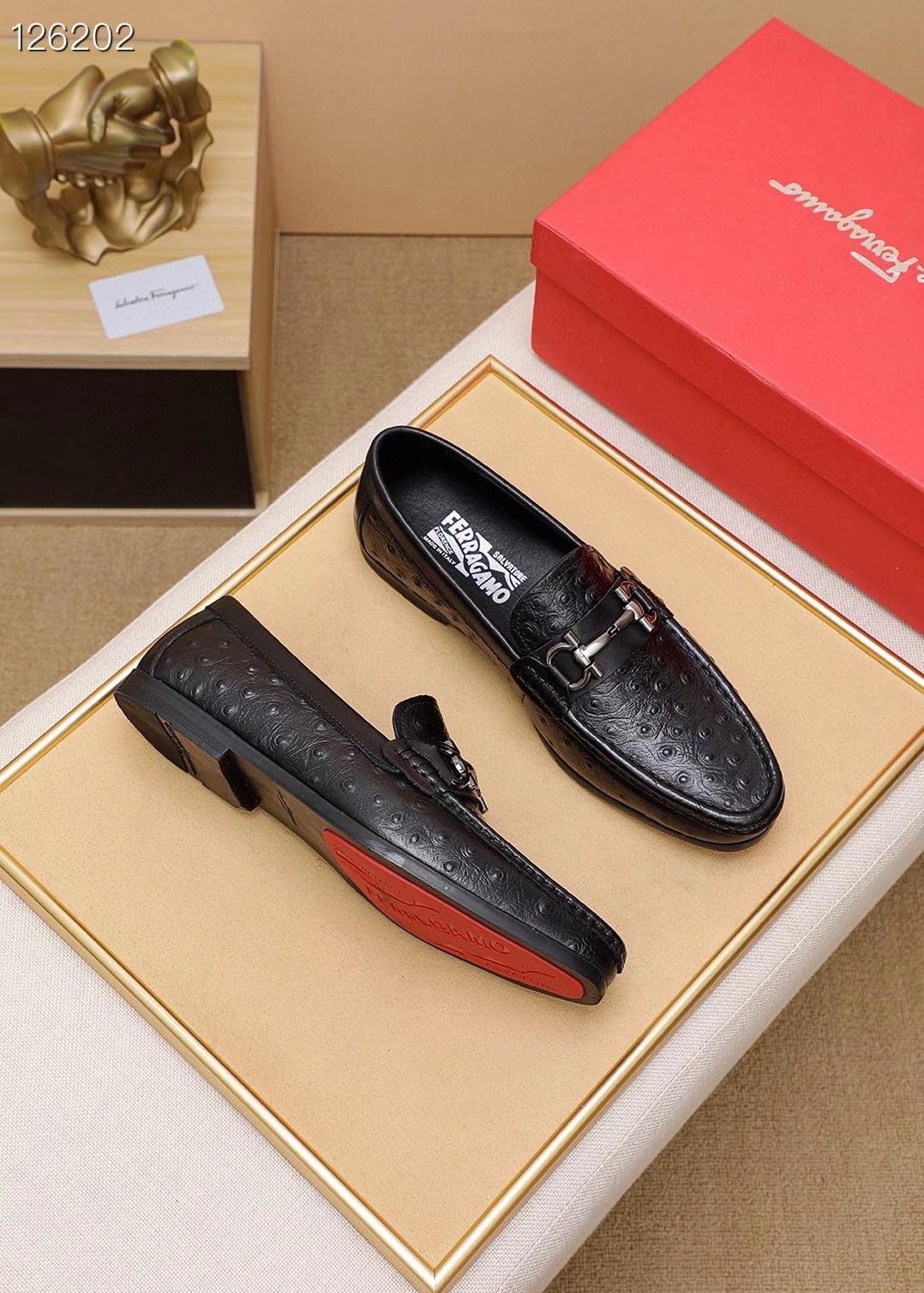 z2226517673028 b3eb199e824b12944a80c8ad35e049f8 - Gi&agrave;y nam Salvatore Ferragamo si&ecirc;u cấp MSSC1516