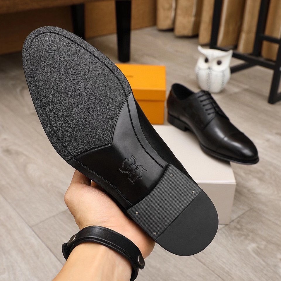 z2245427260586 f5c224f072d12dc4553768a9aa997205 - Giày nam Louis Vuitton siêu cấp MSSC1530 z2245427260586 f5c224f072d12dc4553768a9aa997205 - Giày nam Louis Vuitton siêu cấp MSSC1530