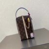 z2246904437979 99127e1ae761485579838dd6c817cecb 100x100 - Túi xách nam Louis Vuitton siêu cấp TXSC1535