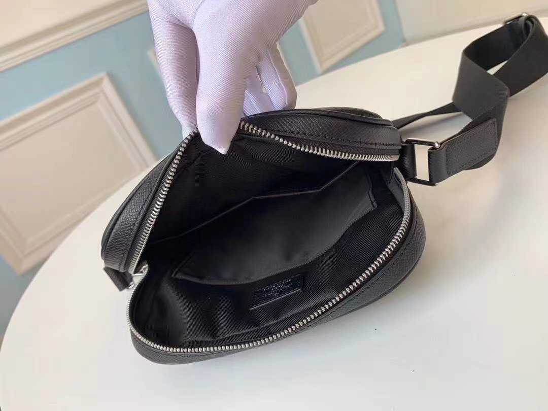 Túi xách nam Louis Vuitton siêu cấp z2254064815995 8a264acb1708e5ca6c7ab429d100e42f - Túi xách nam Louis Vuitton siêu cấp TXSC1548