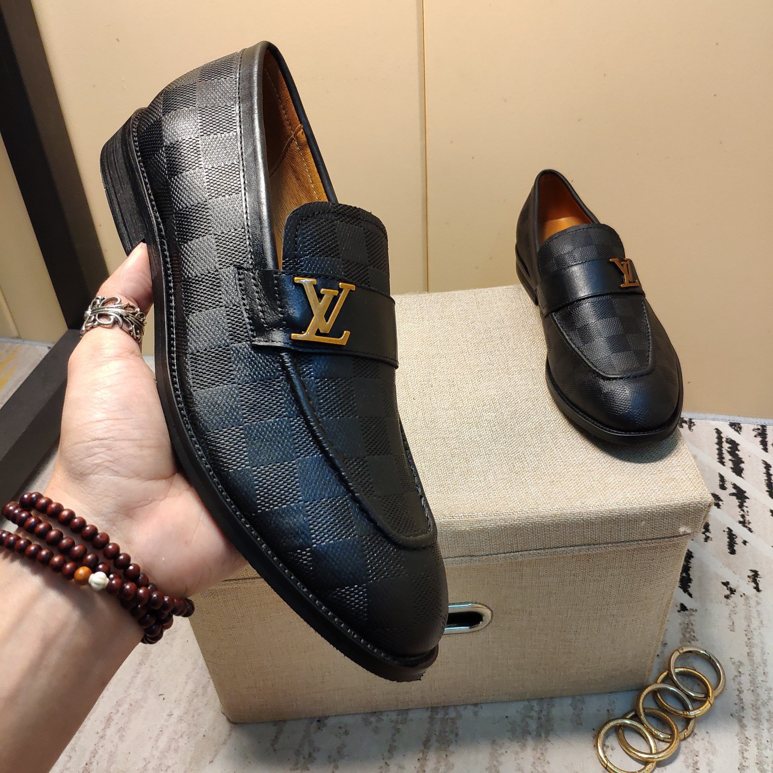 Giày nam Louis Vuitton siêu cấp z2369201498460 8486e9623787ea56272441ebb6d6c7ca - Giày nam Louis Vuitton siêu cấp GNSC1614