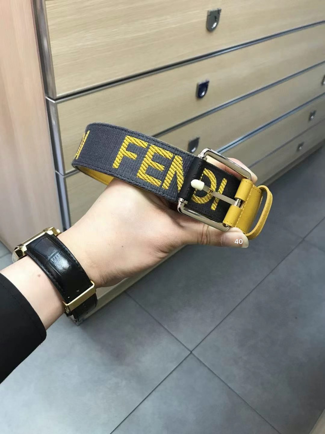 z2372983841514 caaafcdb7df68b3fbe582a54d00bd3bc - Thắt lưng nam FenDi si&ecirc;u cấp TLNSC1621