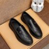 z2422556736176 d6c9de560c3604923a6e0fb732ccba15 100x100 - Giày nam Gucci siêu cấp GNSC1657