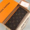 z2429499005300 2666b72ad4e94511b9e4284e4db02289 100x100 - Ví nam Louis Vuitton siêu cấp VNSC1769