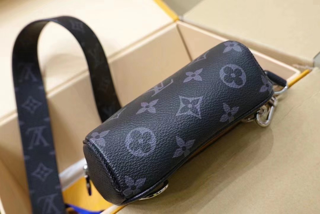 z2575407132127 894e1d9a8c299bd97d4f97d1c47b1c40 - Túi xách nam Louis Vuitton siêu cấp TXSC1733 z2575407132127 894e1d9a8c299bd97d4f97d1c47b1c40 - Túi xách nam Louis Vuitton siêu cấp TXSC1733