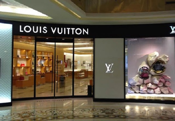 Louis Vuitton authentic 4 - Địa chỉ b&aacute;n gi&agrave;y Louis Vuitton authentic bạn kh&ocirc;ng n&ecirc;n bỏ qua