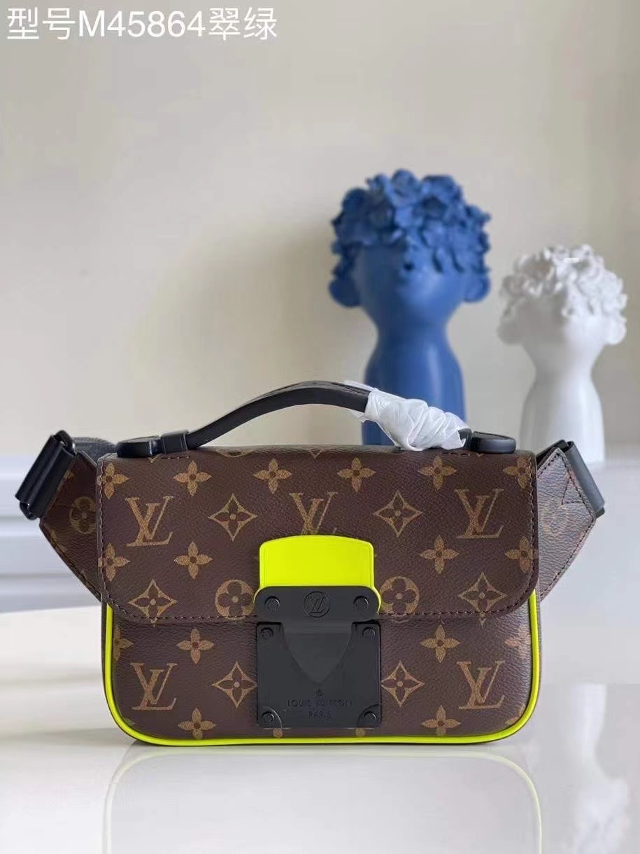 z2604667562281 6687c4fb5a1b83911eadd474e056d276 - Túi xách nam Louis Vuitton siêu cấp TXSC1739 z2604667562281 6687c4fb5a1b83911eadd474e056d276 - Túi xách nam Louis Vuitton siêu cấp TXSC1739