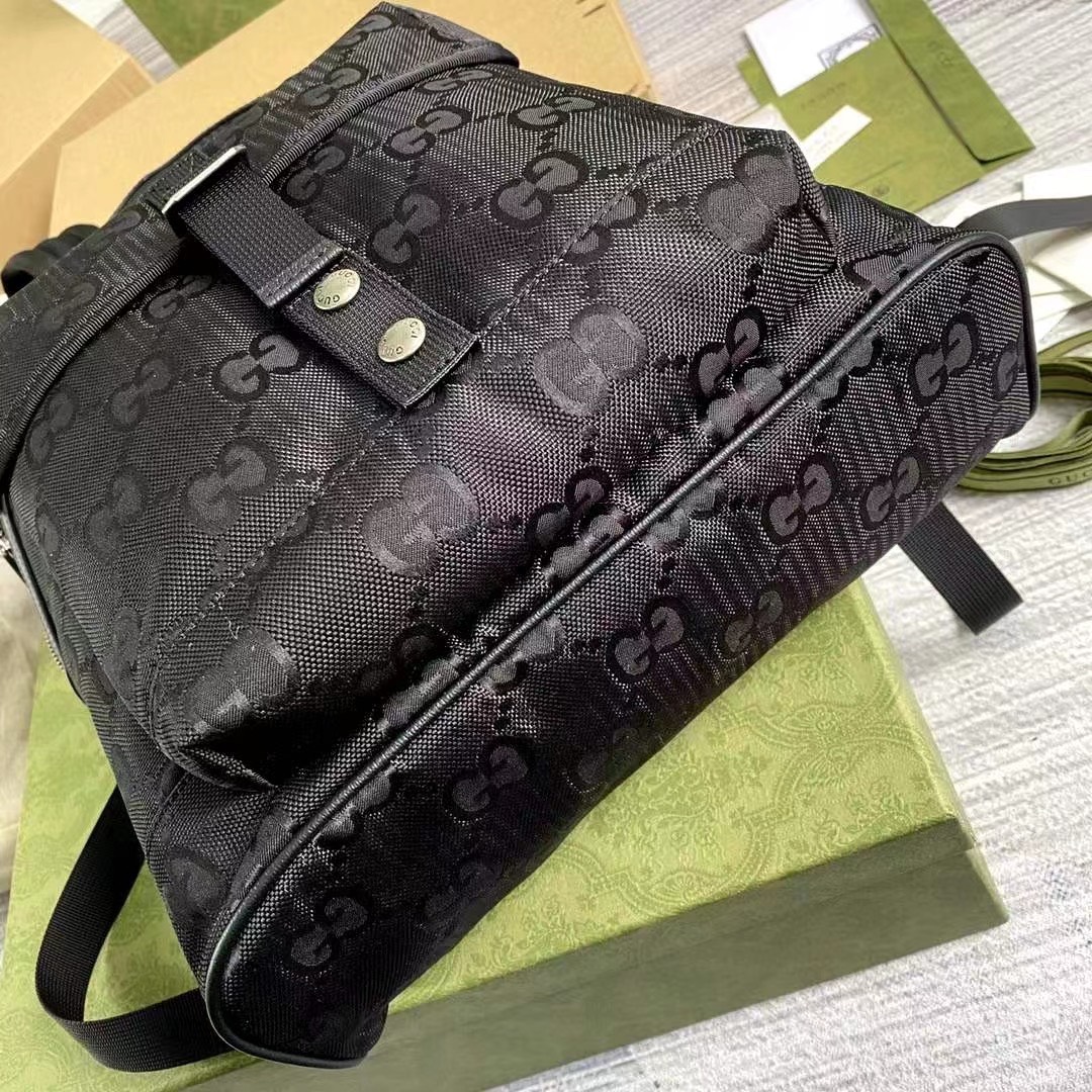 z2612830456525 07be84d3b55eeff30efd662e4b7103cc - T&uacute;i x&aacute;ch nam Gucci si&ecirc;u cấp MSSC1742