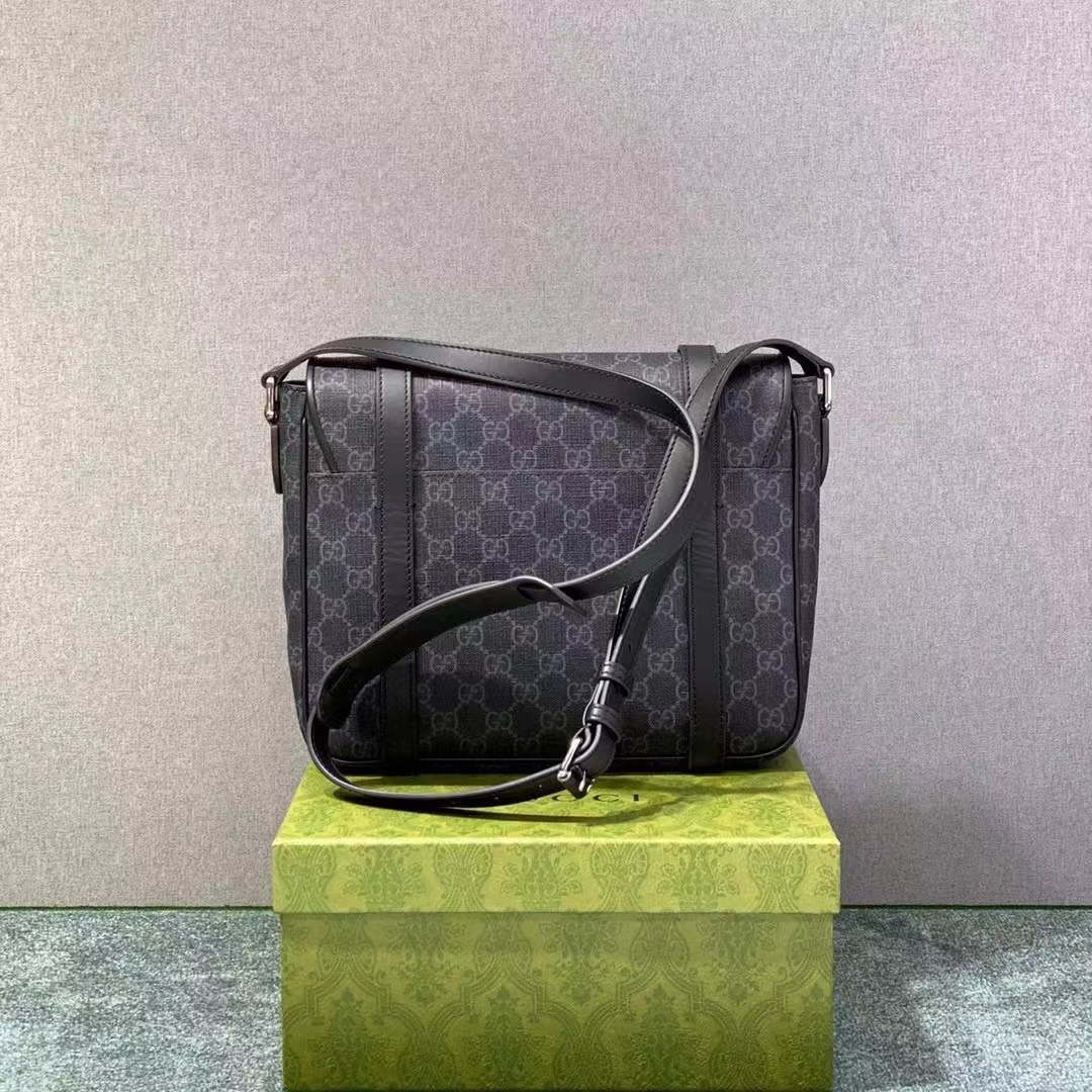 z2623688741772 0d653a38cdd8dac9945558d414476c67 - T&uacute;i x&aacute;ch nam Gucci si&ecirc;u cấp MSSC1745