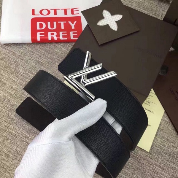 top 5 that lung nam Louis Vuitton 2 - Top 5 thắt lưng nam Louis Vuitton đẹp kh&ocirc;ng thể bỏ qua trong 2022
