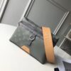 z2659934209158 08fb3df51d9e42cf12125fab3a30c1f6 100x100 - Túi xách nam Louis Vuitton siêu cấp TXSC1758