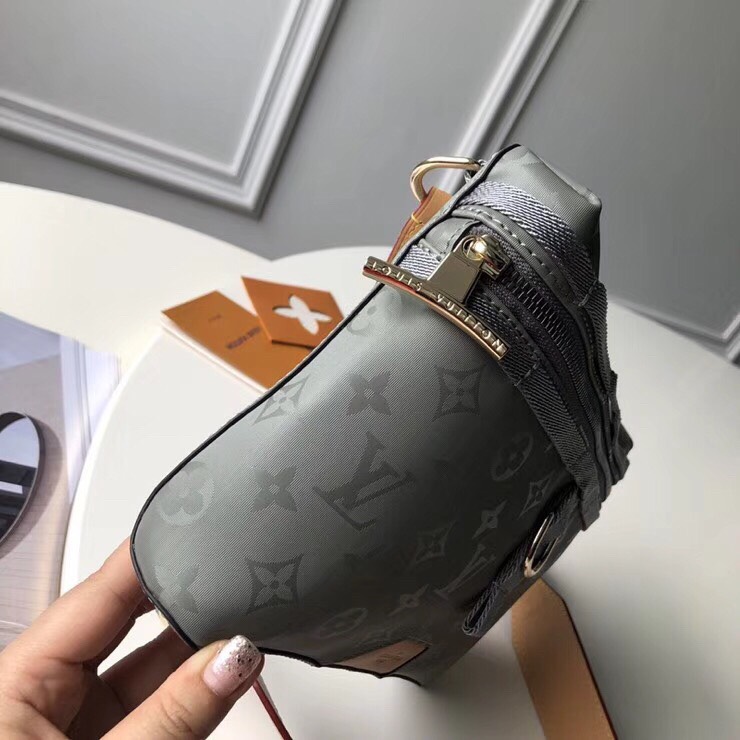 z2659934213237 7d1b66bfb52aed8cc99ee8e5817a6a61 - Túi xách nam Louis Vuitton siêu cấp TXSC1759 z2659934213237 7d1b66bfb52aed8cc99ee8e5817a6a61 - Túi xách nam Louis Vuitton siêu cấp TXSC1759