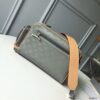 z2659934356344 e056d6ca5010f4ebe18bd189f46ba4a8 100x100 - Túi xách nam Louis Vuitton siêu cấp TXSC1759