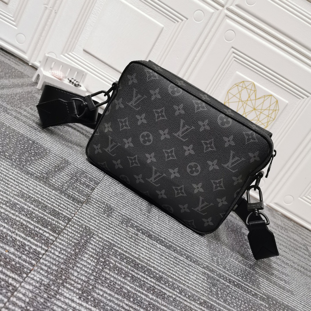 z2669024265330 27a648d058cd985941bd49f29b4716b5 - Túi xách nam Louis Vuitton siêu cấp TXSC1768 z2669024265330 27a648d058cd985941bd49f29b4716b5 - Túi xách nam Louis Vuitton siêu cấp TXSC1768