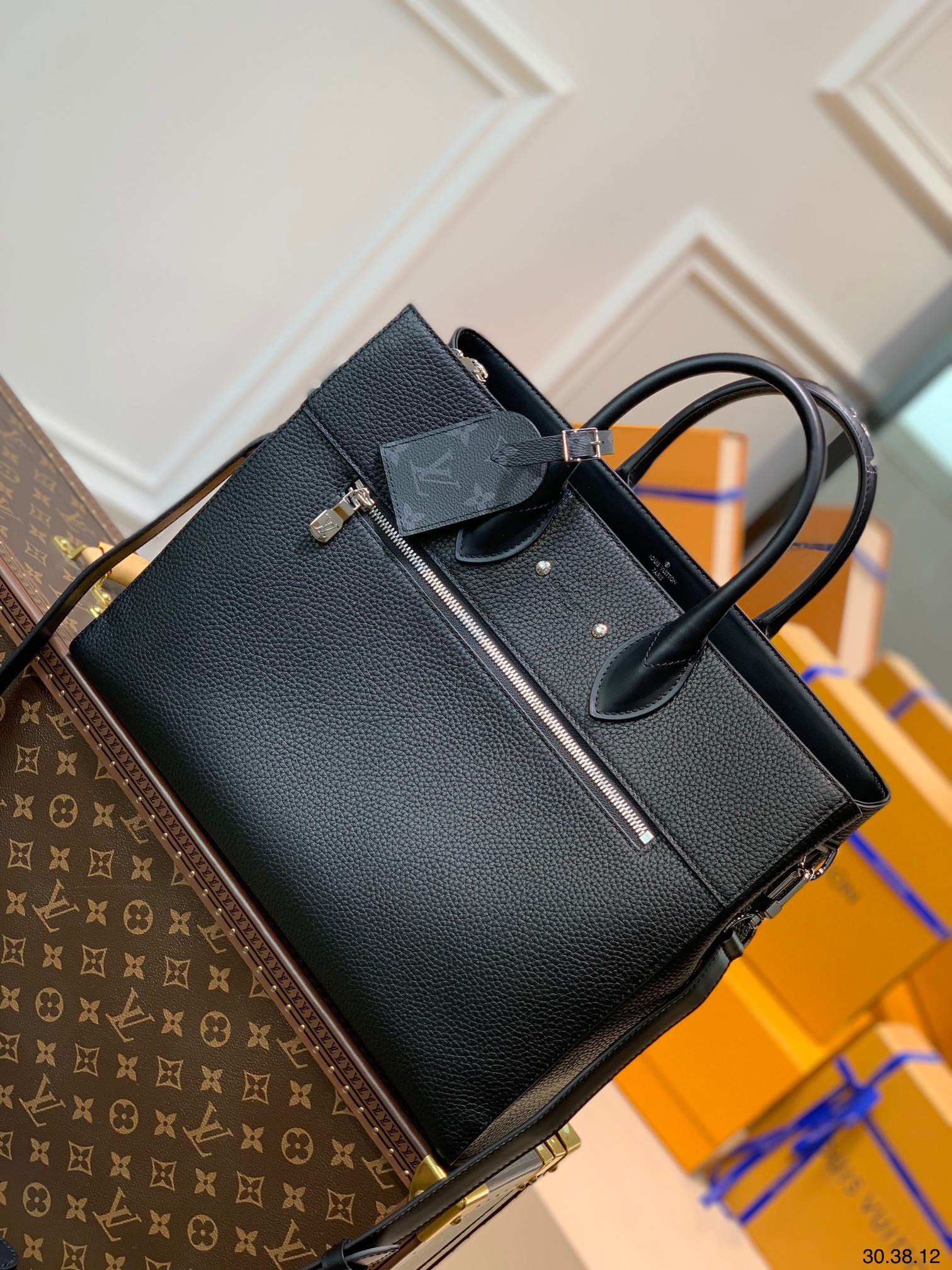z2711264096768 c6700b867f8a147cb13d08c47f7229bd - Túi xách nam Louis Vuitton siêu cấp TXSC1782 z2711264096768 c6700b867f8a147cb13d08c47f7229bd - Túi xách nam Louis Vuitton siêu cấp TXSC1782