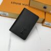 z2733502734584 5dce4866a8ab00f5fc8fe2b48e9e8f1d 100x100 - Ví nam Louis Vuitton siêu cấp VNSC1790