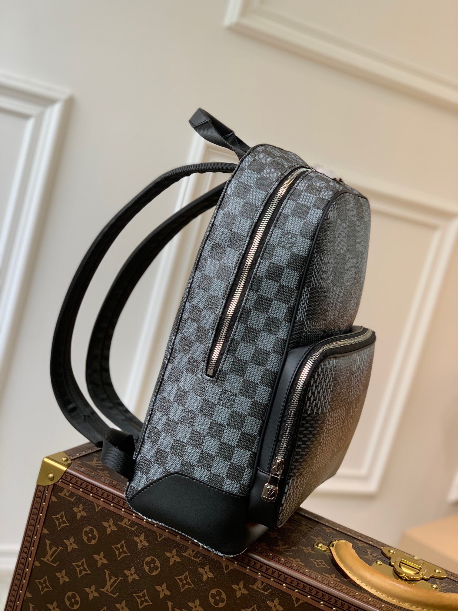 z2754678572997 4958cfa2e5c11262928644742b0cfeca - T&uacute;i x&aacute;ch nam Louis Vuitton si&ecirc;u cấp TXSC1801