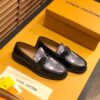 z2827000783043 26da932e230d7088c0891c5a71405614 100x100 - Giày Nam Louis Vuitton Siêu Cấp GNLV1862