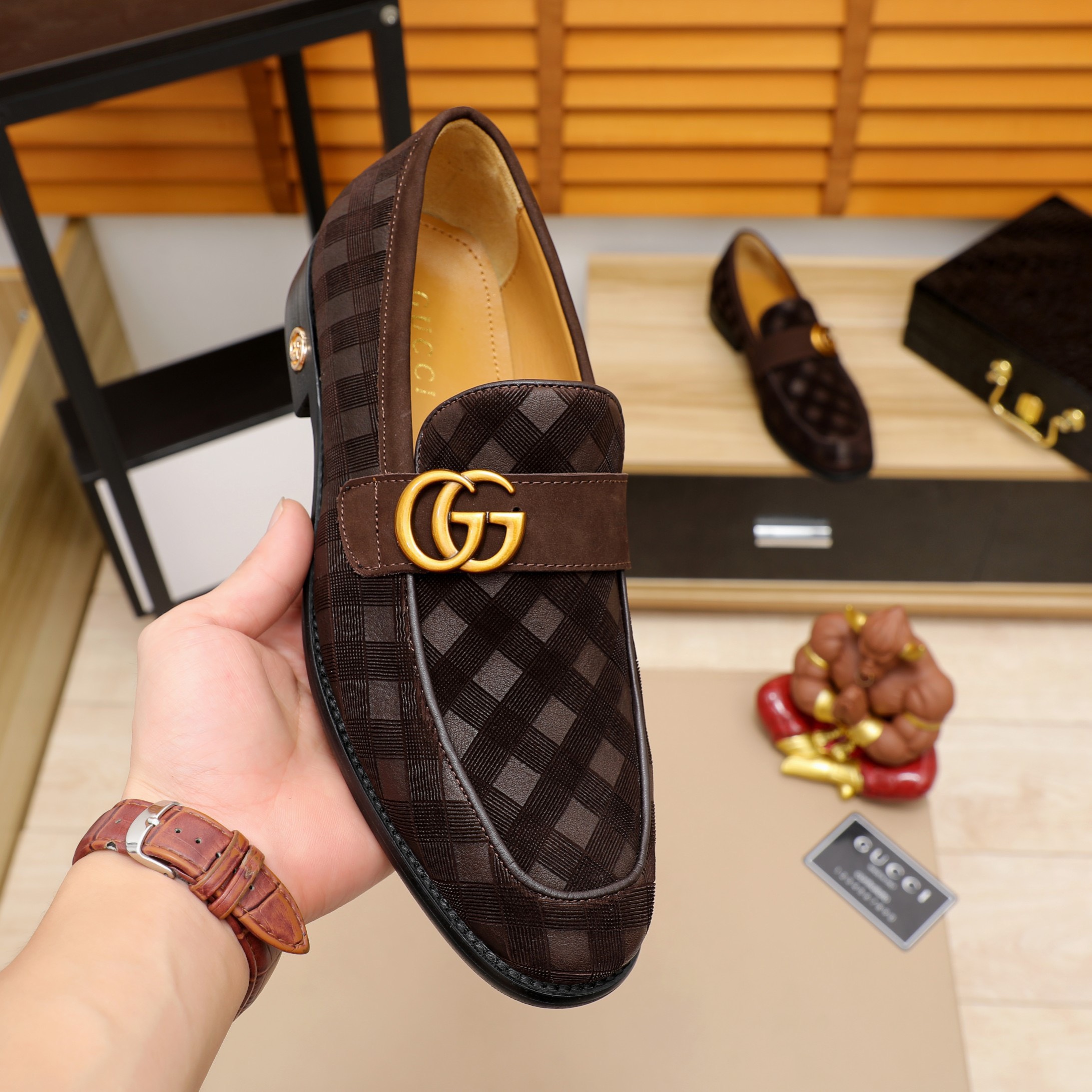 z2927509612927 30963a9411445189ad7224aedab38755 - Gi&agrave;y Nam Gucci Si&ecirc;u Cấp GNGC1931