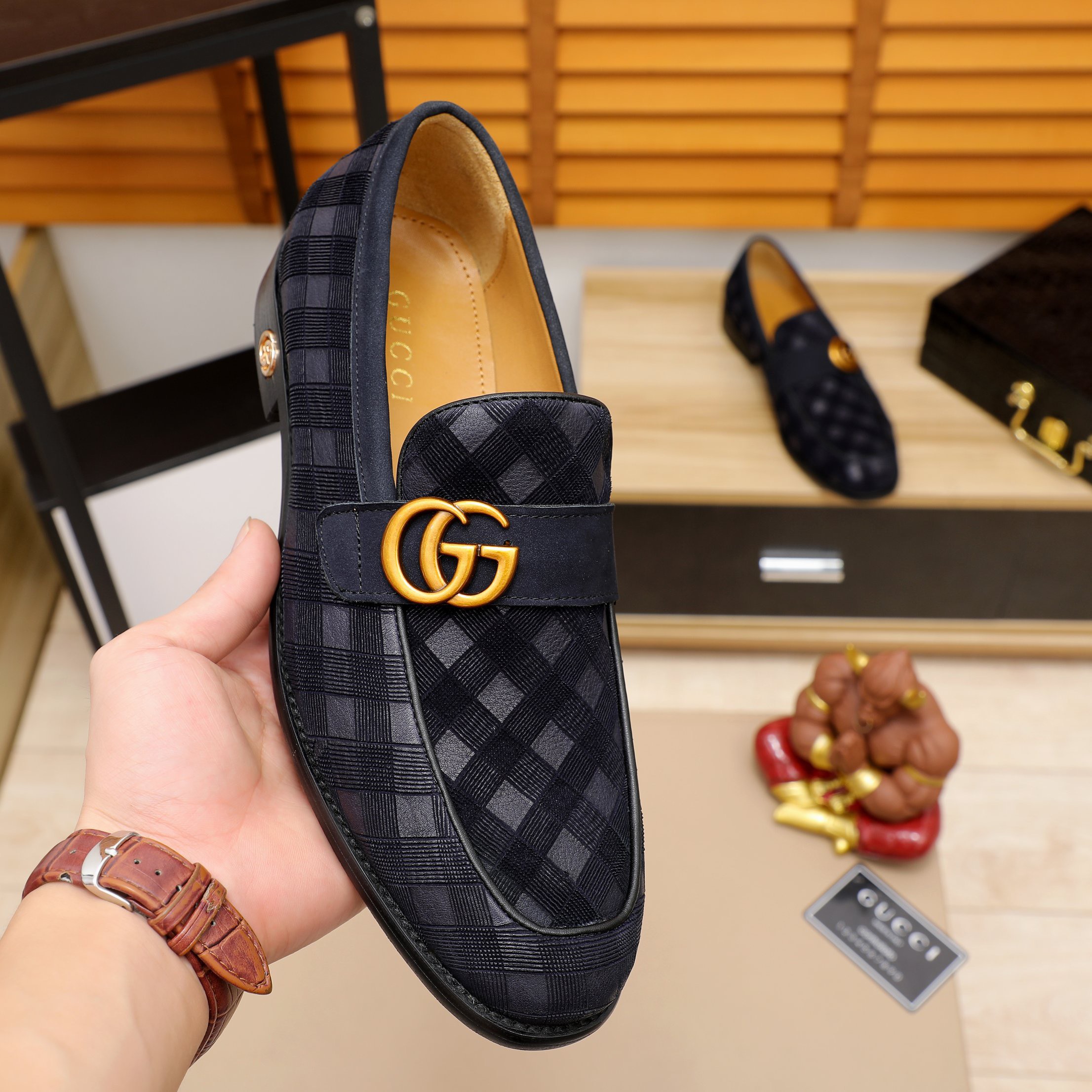 z2927510268663 85d1c3c2b767f14d19d859b19357f60a - Gi&agrave;y Nam Gucci Si&ecirc;u Cấp GNGC1932