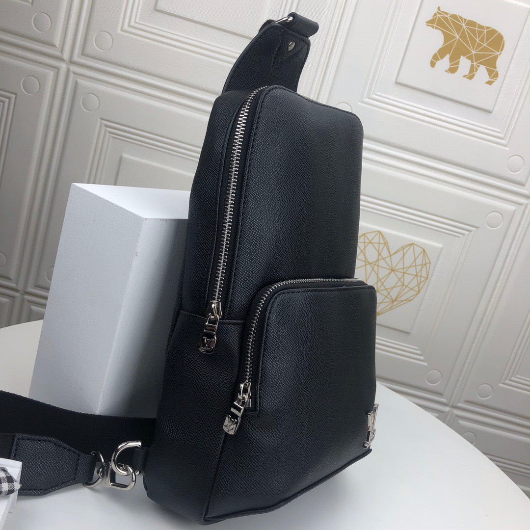 z2954910597817 b9a5edb861446ef9444396a49cd467f4 - T&uacute;i x&aacute;ch nam Louis Vuitton si&ecirc;u cấp TXSC1875D