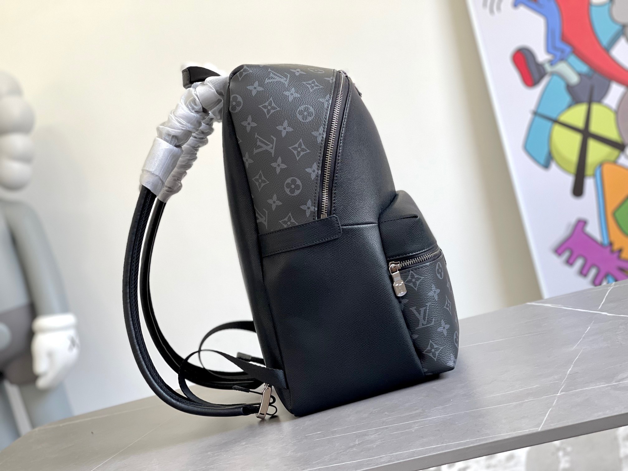 z2962598992448 d92599c70378e5f201697e63370bd47e - Túi xách nam Louis Vuitton Siêu Cấp TXNLV1972 z2962598992448 d92599c70378e5f201697e63370bd47e - Túi xách nam Louis Vuitton Siêu Cấp TXNLV1972