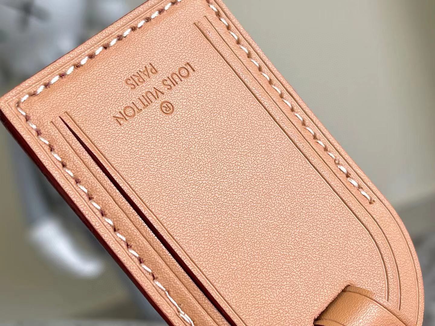 z2965606664048 58227c5095b92c07073aa5a9e73f8048 - T&uacute;i x&aacute;ch nam Louis Vuitton si&ecirc;u cấp TXSC1761B