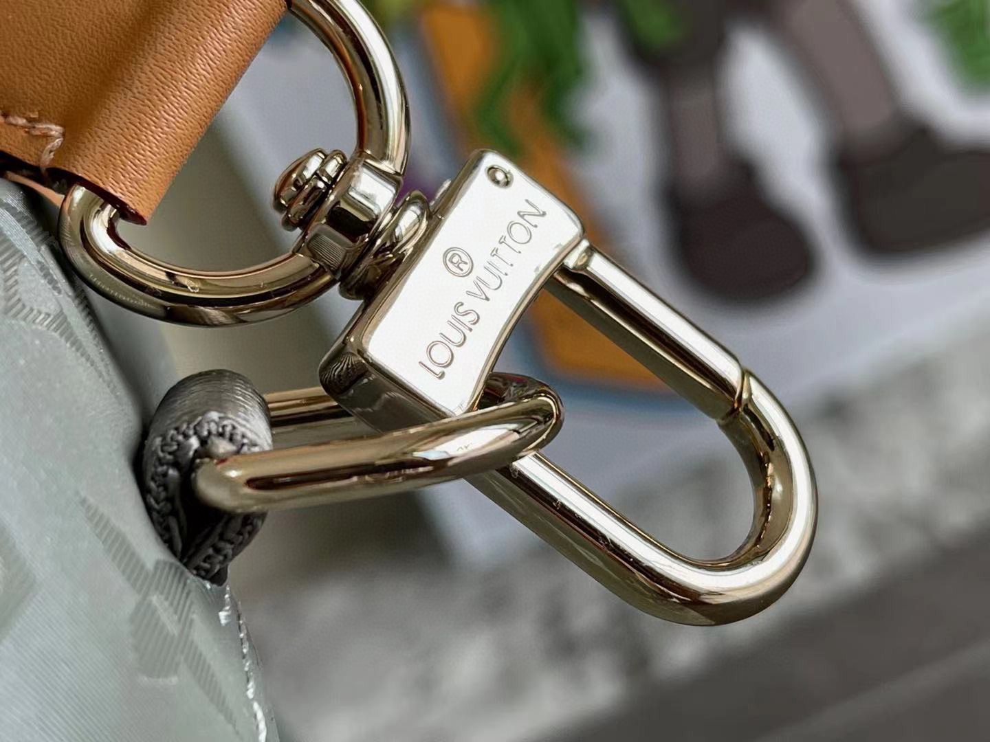 z2965606668200 3003373a82457c17792cc2ed1480961e - T&uacute;i x&aacute;ch nam Louis Vuitton si&ecirc;u cấp TXSC1761B