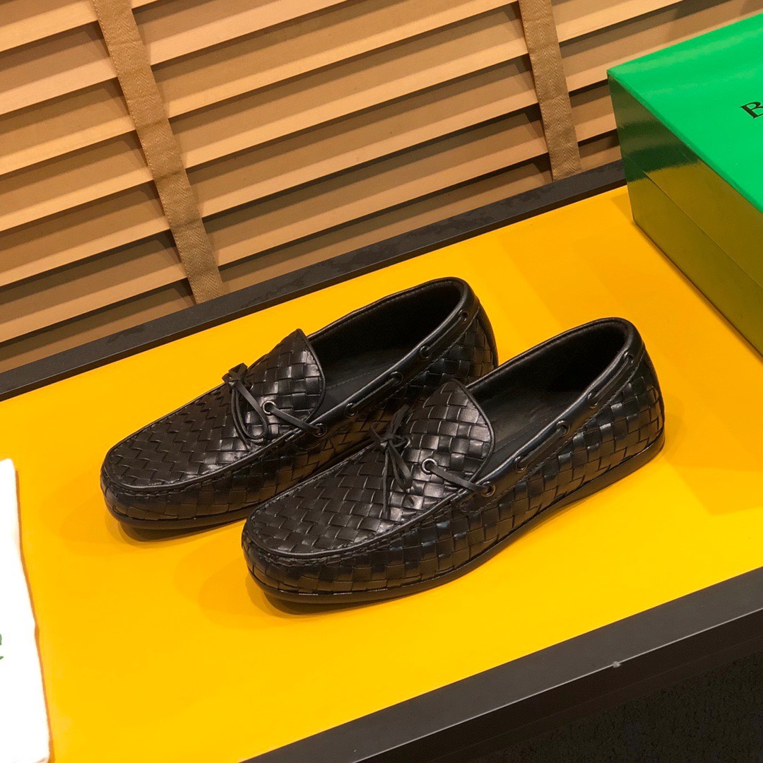 z2980307526581 cc3bb42058dce673501e9d118dc50380 - Gi&agrave;y nam Bottega Veneta si&ecirc;u cấp MSSC1998