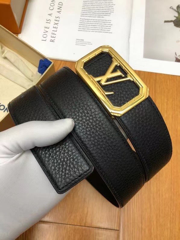z2981797547136 3cf9e50b7daea42339dd9593732904ef - Thắt lưng nam Louis Vuitton siêu cấp TLSC2005 z2981797547136 3cf9e50b7daea42339dd9593732904ef - Thắt lưng nam Louis Vuitton siêu cấp TLSC2005