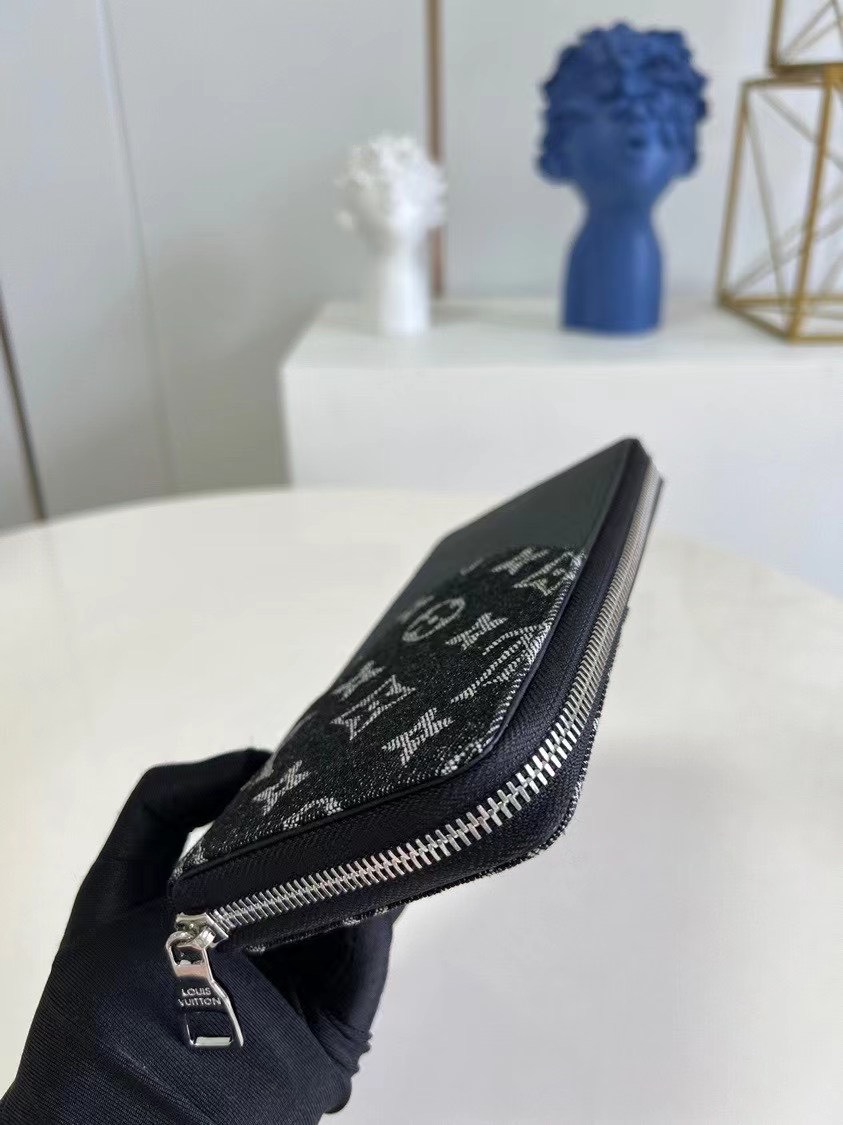 z3004256851270 e736e17bbce68287ca6fc4420a6e9592 - Ví nam Louis Vuitton siêu cấp VNSC2049 z3004256851270 e736e17bbce68287ca6fc4420a6e9592 - Ví nam Louis Vuitton siêu cấp VNSC2049