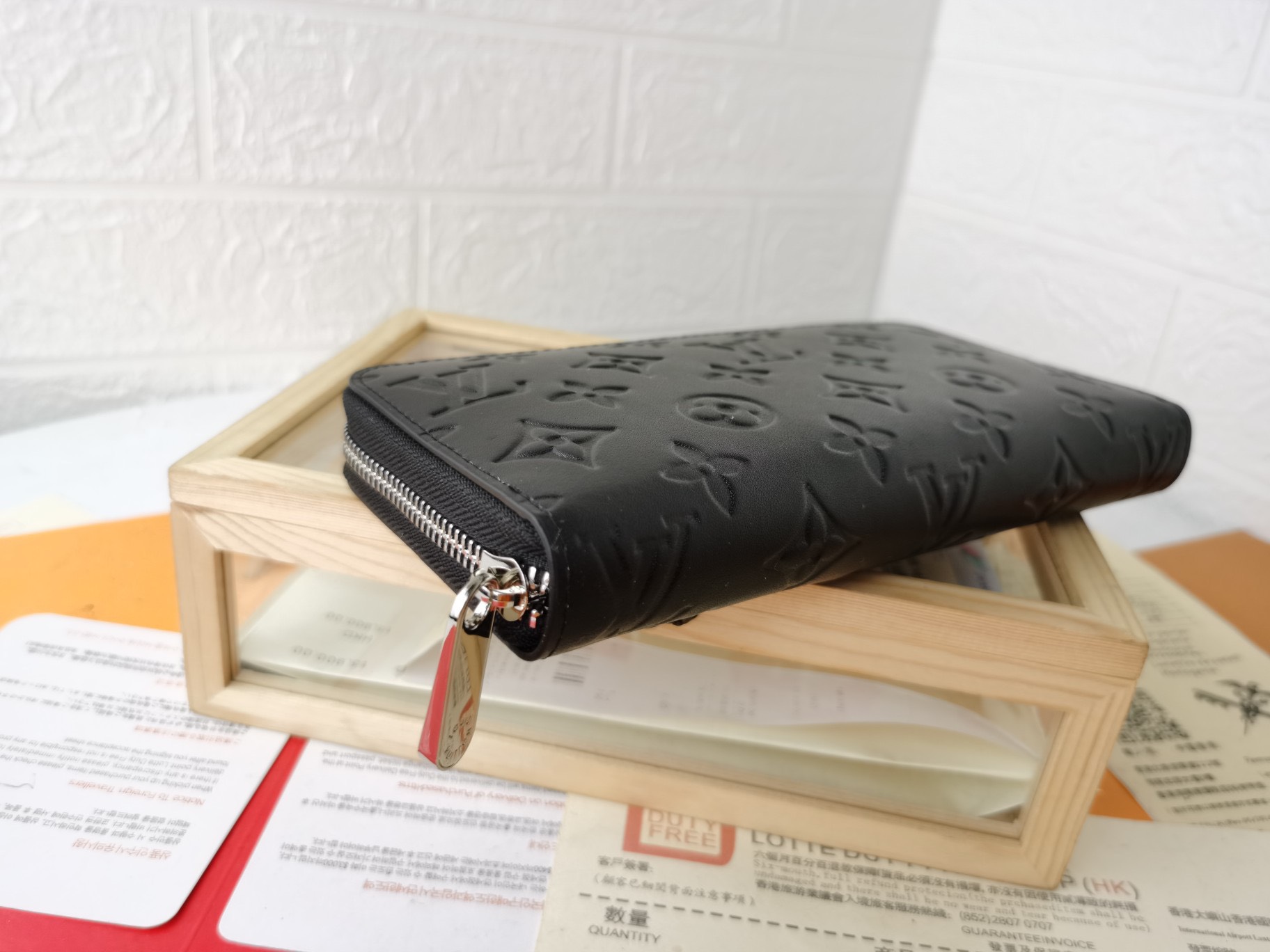 z3010802807276 4663bc5c741cefc64b5362b5f6fa87a7 - V&iacute; nam Louis Vuitton si&ecirc;u cấp VNSC2051