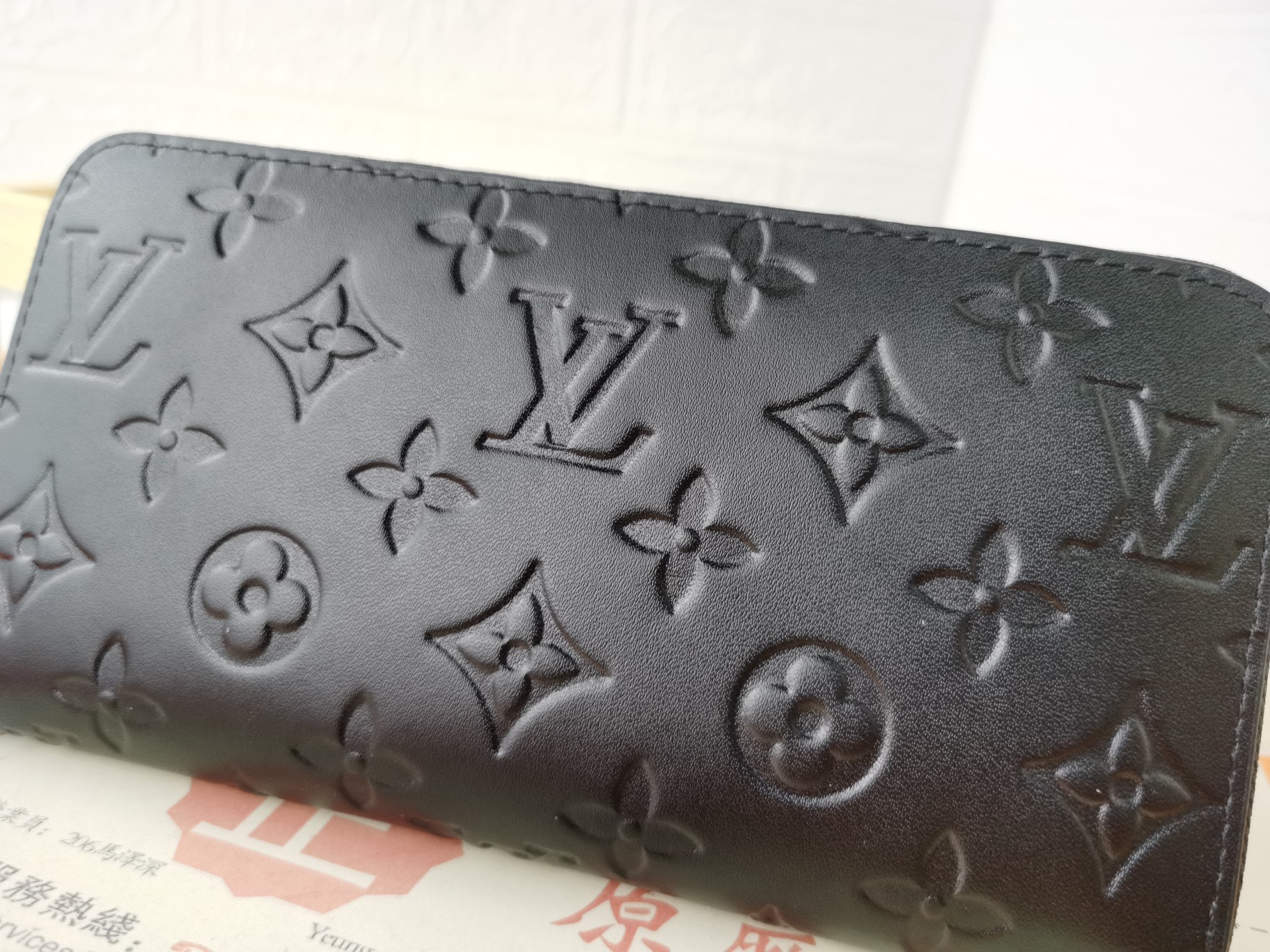 z3010802814774 98fc87266cf0becac0efda59b3fe416b - V&iacute; nam Louis Vuitton si&ecirc;u cấp VNSC2051
