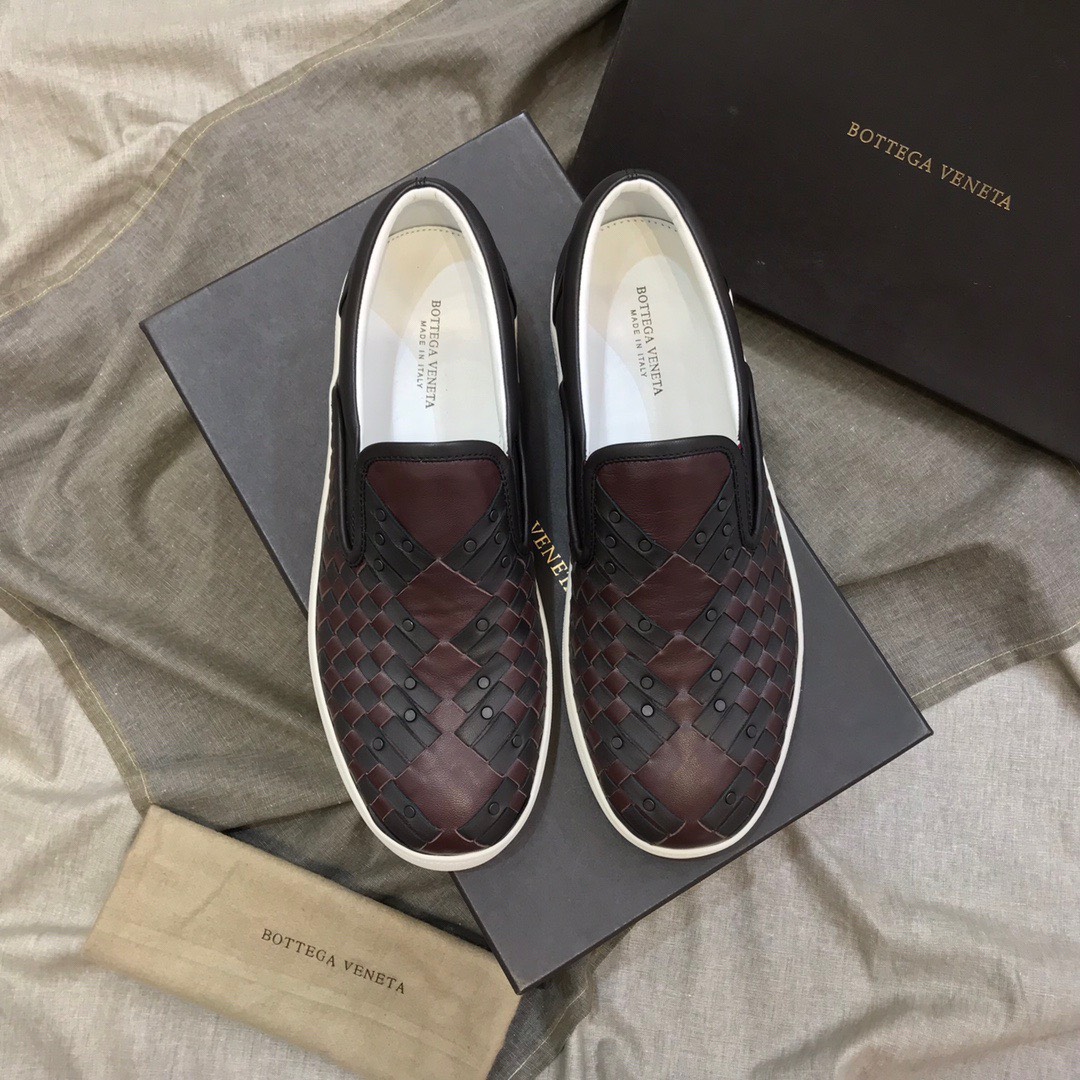 z3026546233616 d579fbcfac8ac2768ef135ee1763a10a - Gi&agrave;y nam Bottega Veneta si&ecirc;u cấp MSSC2070
