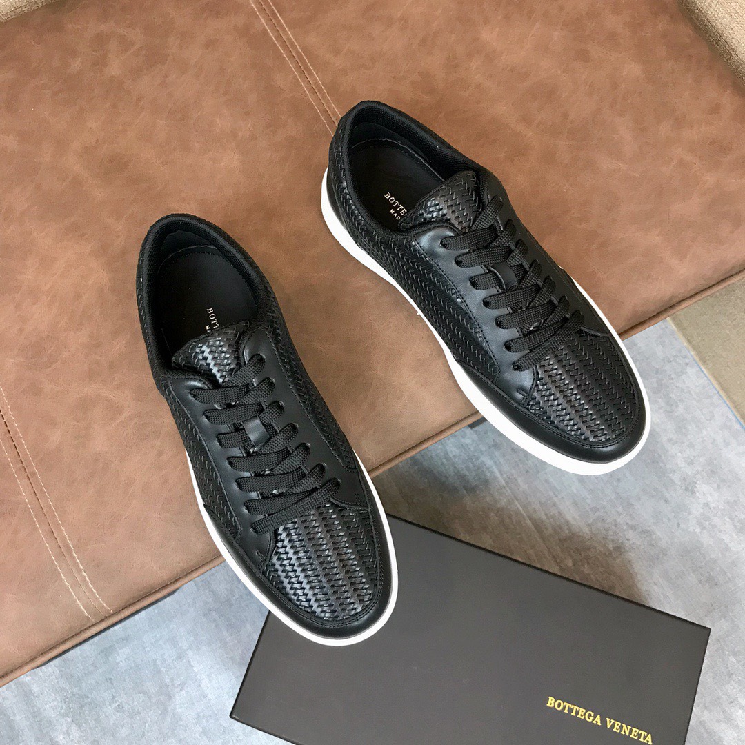 z3027061163812 fec76cb83221dff5390789189b220d52 - Gi&agrave;y nam Bottega Veneta si&ecirc;u cấp MSSC2072