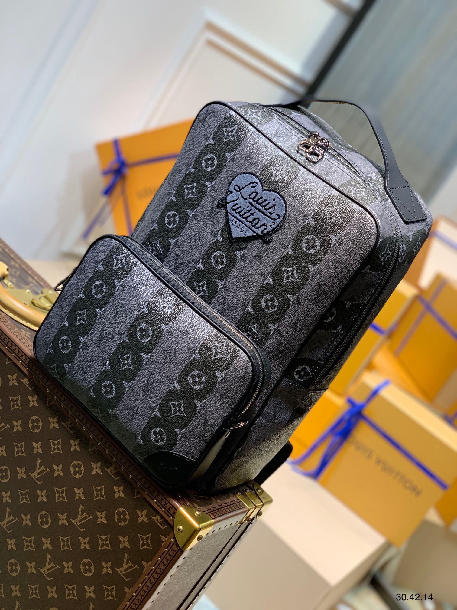 z3067318983812 964de67f96d0a65d131142d26dad45db - Túi xách nam Louis Vuitton Siêu Cấp TXNLV2098 z3067318983812 964de67f96d0a65d131142d26dad45db - Túi xách nam Louis Vuitton Siêu Cấp TXNLV2098