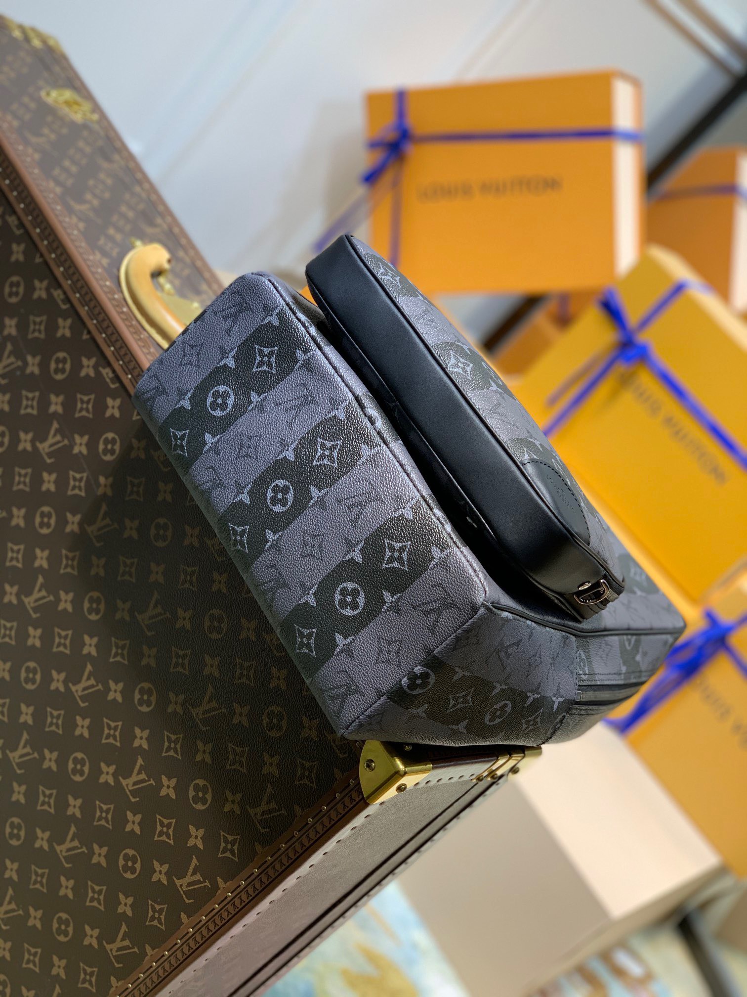z3067319010451 c8ed6dd079da3b290ca17b08c017f605 - Túi xách nam Louis Vuitton Siêu Cấp TXNLV2098 z3067319010451 c8ed6dd079da3b290ca17b08c017f605 - Túi xách nam Louis Vuitton Siêu Cấp TXNLV2098