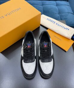 Giày Nam Louis Vuitton Siêu Cấp GNLV2103 z3076582521202 e50f2f2354deb7b30dc42d439ccd4e03 247x296 - Giày Nam Louis Vuitton Siêu Cấp GNLV2103