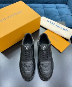 Giày Nam Louis Vuitton Siêu Cấp GNLV2105 z3076583510252 919830c1a6328bf8775ce40ba5bfa225 247x296 - Giày Nam Louis Vuitton Siêu Cấp GNLV2105