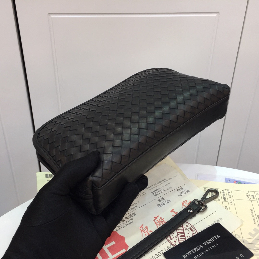 z3213041012255 a9258a63d0eb51daaec034ab62933c45 - V&iacute; nam Bottega Veneta Si&ecirc;u Cấp VNSC2222