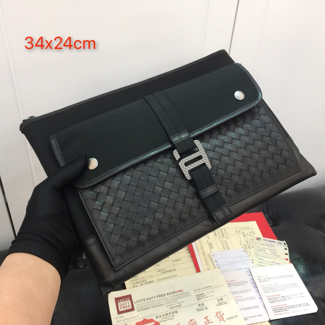 z3213043194977 e8f7f63ce2e7b723aea09b2a764a5057 - V&iacute; nam Bottega Veneta Si&ecirc;u Cấp VNSC2224
