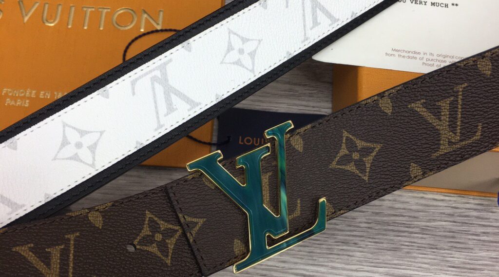 z3242789795360 ab4f60c029c03077a8d88f0335bc9bd5 1024x568 - Thắt lưng nam Louis Vuitton si&ecirc;u cấp TLSC2279