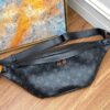 z3258326823010 99d2cfd35ca606b94a9997f0cf1217d9 100x100 - Túi xách nam Louis Vuitton Siêu Cấp TXNLV2295