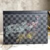 z3263716739288 6d17546a927f51b0cca7a300c363f42f 100x100 - Ví nam Louis Vuitton Siêu Cấp TXNLV2304