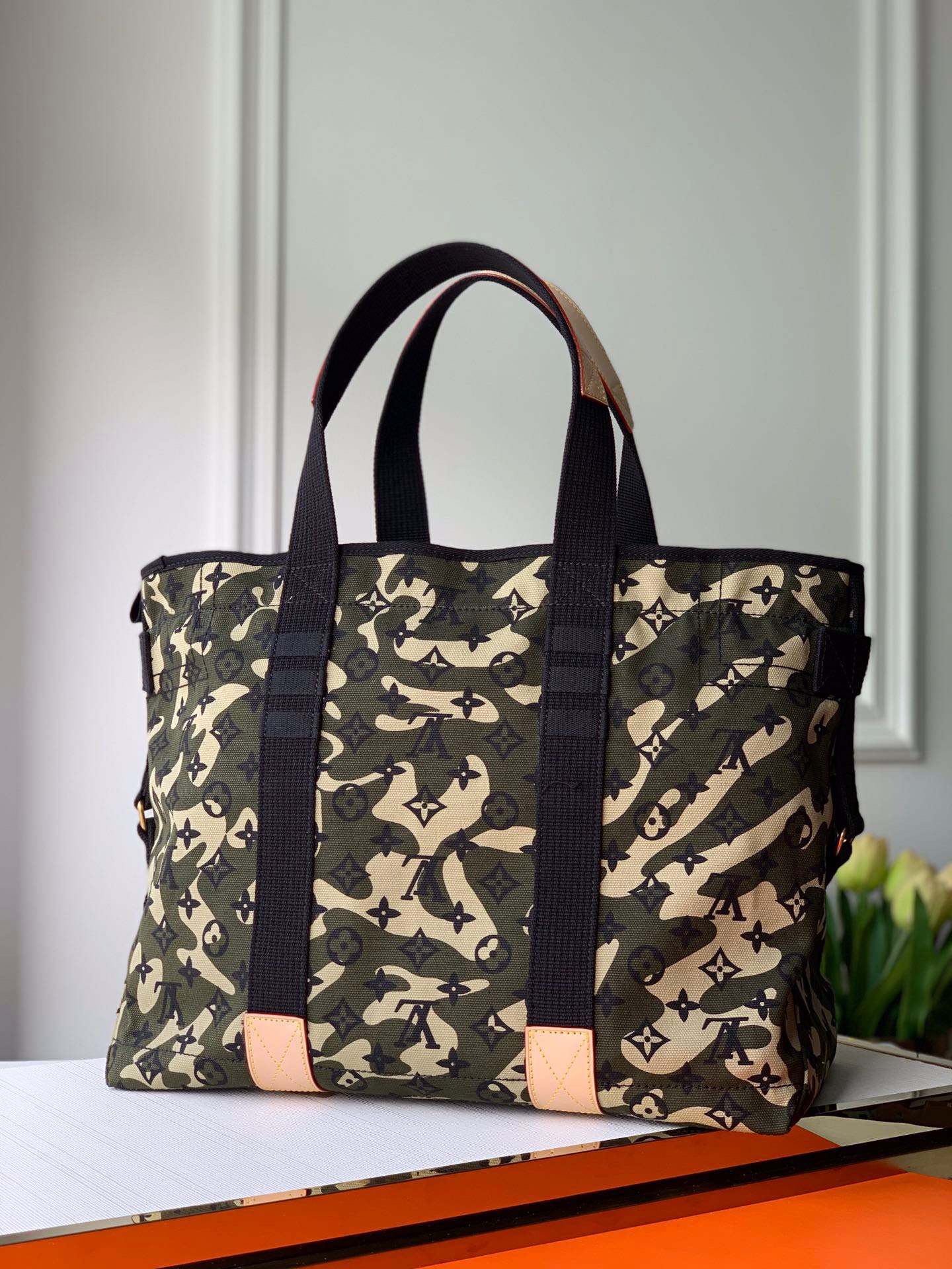 z3272072322340 cbd8398a48464e92b7ef3d56cbd837a8 - Túi xách nam Louis Vuitton Siêu Cấp TXNLV2315 z3272072322340 cbd8398a48464e92b7ef3d56cbd837a8 - Túi xách nam Louis Vuitton Siêu Cấp TXNLV2315