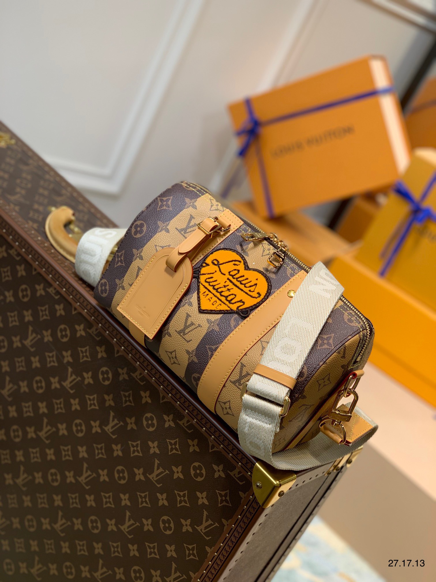 z3280311474182 c35e2b5e1d32cddde53735e781211e1e - Túi xách nam Louis Vuitton Siêu Cấp TXNLV2324 z3280311474182 c35e2b5e1d32cddde53735e781211e1e - Túi xách nam Louis Vuitton Siêu Cấp TXNLV2324
