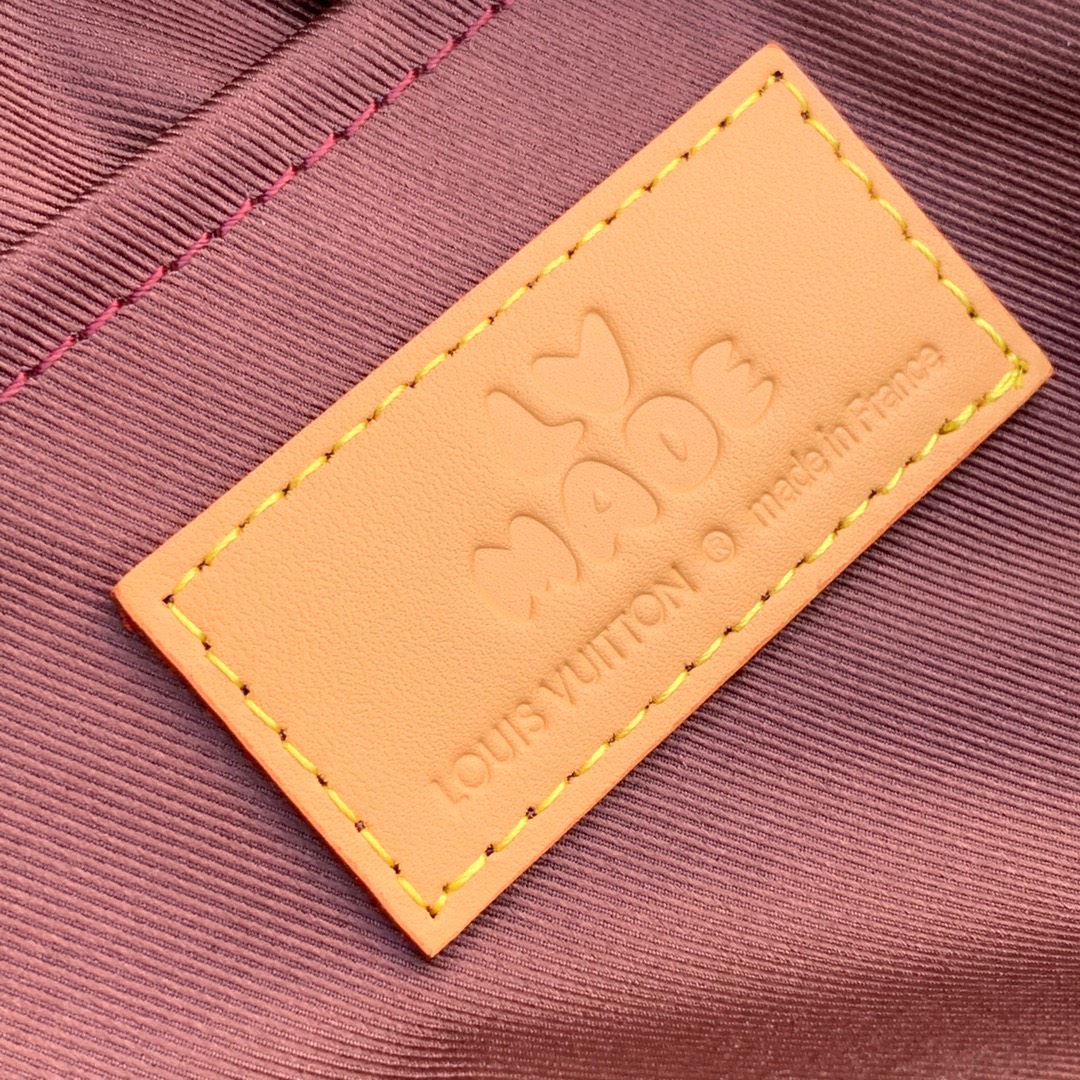 z3280311577498 b9e1f5708b55487fa5dddae2874fd5ea - T&uacute;i x&aacute;ch nam Louis Vuitton Si&ecirc;u Cấp TXNLV2324