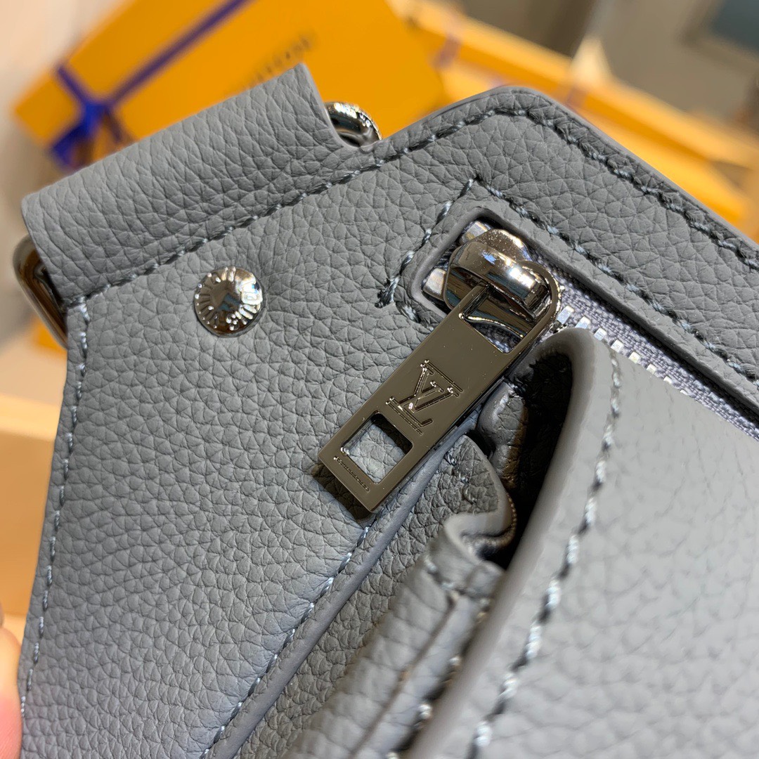 Túi xách nam Louis Vuitton Siêu Cấp TXNLV2343 z3301331775973 433c346d2bce5010823be4feb03aca66 510x510 - Túi xách nam Louis Vuitton Siêu Cấp TXNLV2343