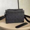 z3301687507432 fbdbace6dad04a7466492311e073b740 100x100 - Túi xách nam Louis Vuitton Siêu Cấp TXNLV2346